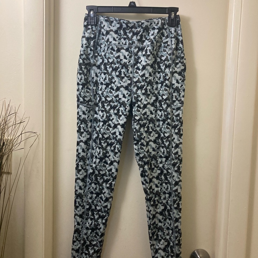 Stylish Camouflage Leggings